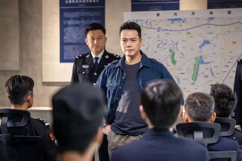 群像叙事幕后手记